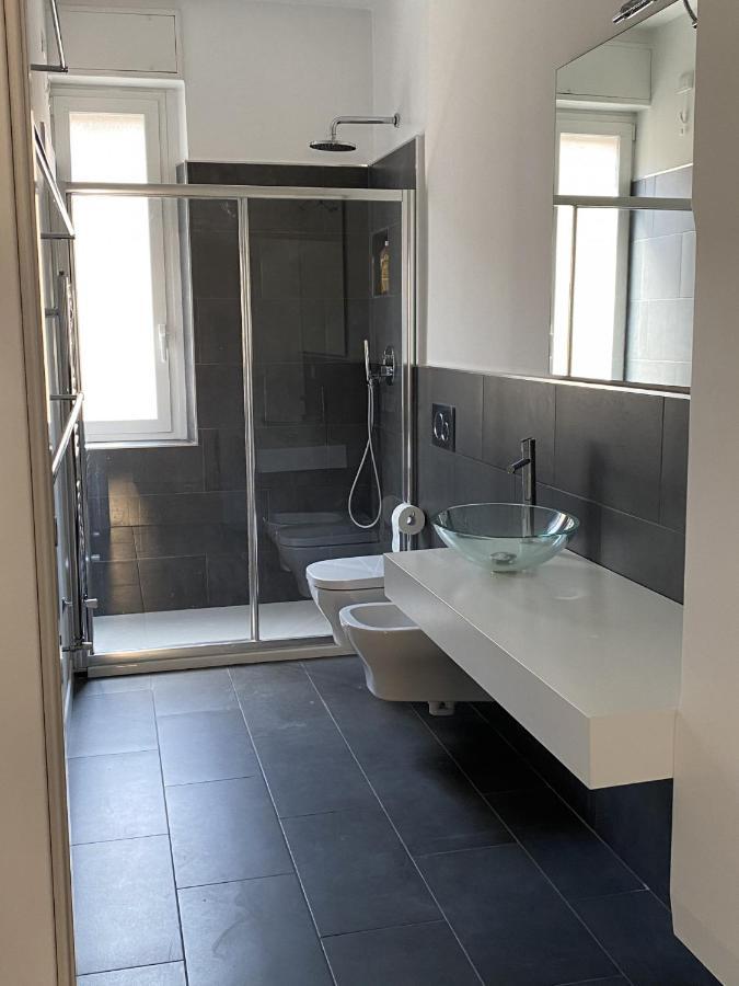 Bright & Spacious Apartment Near Navigli - Ponti ميلان المظهر الخارجي الصورة